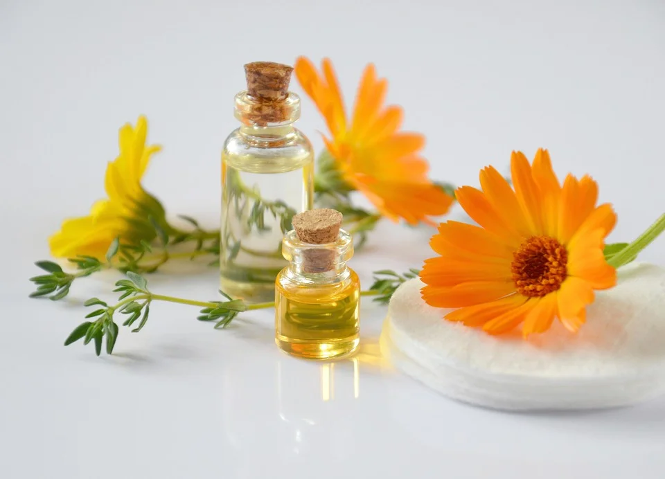 خرید اسانس آرایشی و بهداشتی